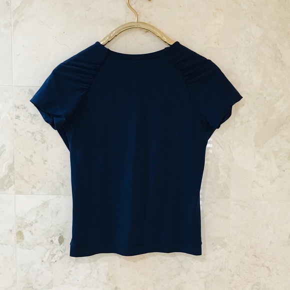 LIDA BADAY {M} Top Twist Stretch Short-Sleeved Navy Blue - Picture 2 of 6